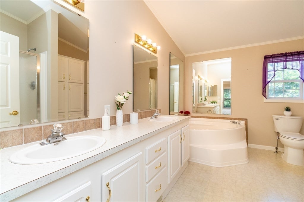 307 Green ST, Middleboro, MA, 307 Green ST, Middleboro, MA Photo #27
