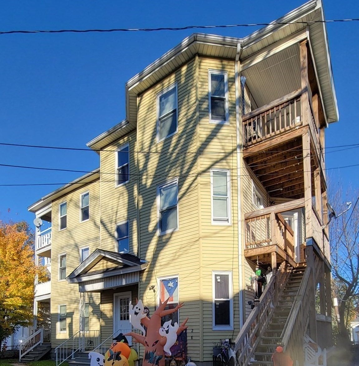 28 Russell St, Worcester, MA, 28 Russell St, Worcester, MA Photo #9