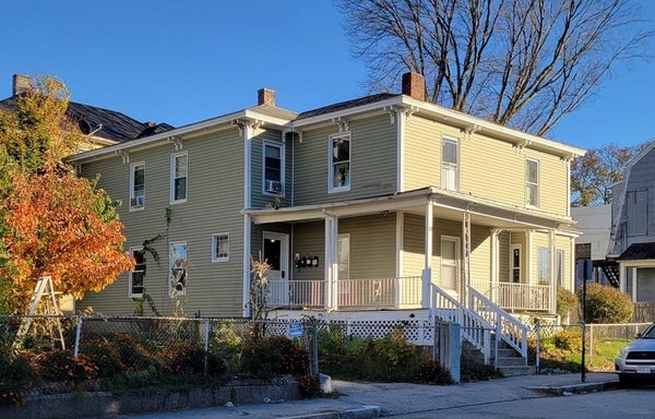 28 RUSSELL ST, WORCESTER, MA 01609 - Image 7406de82ce99c33859a05f192cb3d003/687465891