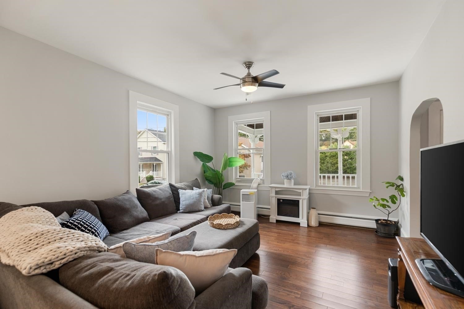 8 Cliff St, Malden, MA, 8 Cliff St, Malden, MA Photo #17