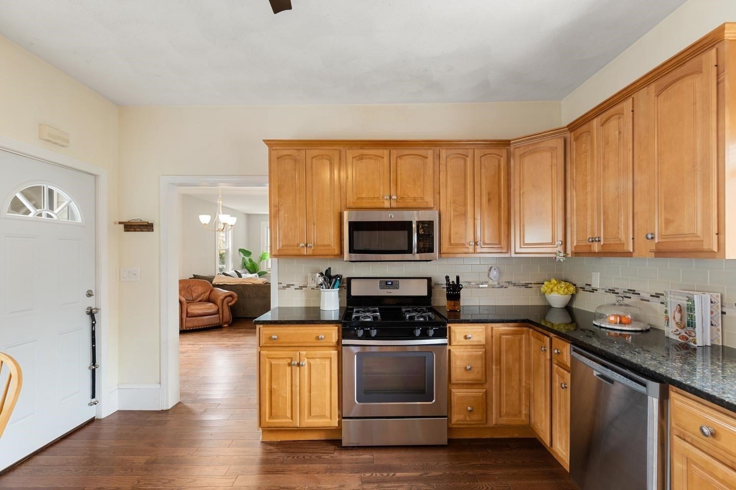 8 Cliff St, Malden, MA, 8 Cliff St, Malden, MA Photo #8