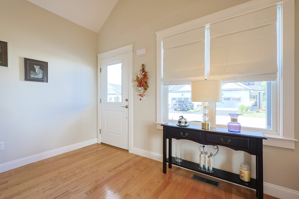 47 Compass Point Dr 47