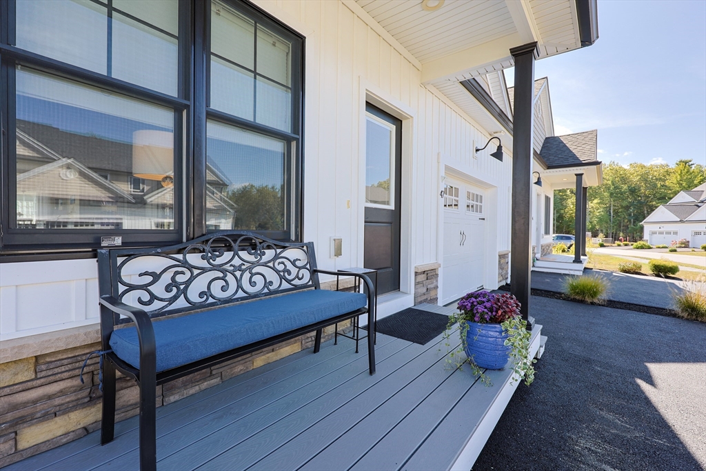 47 Compass Point Dr 47