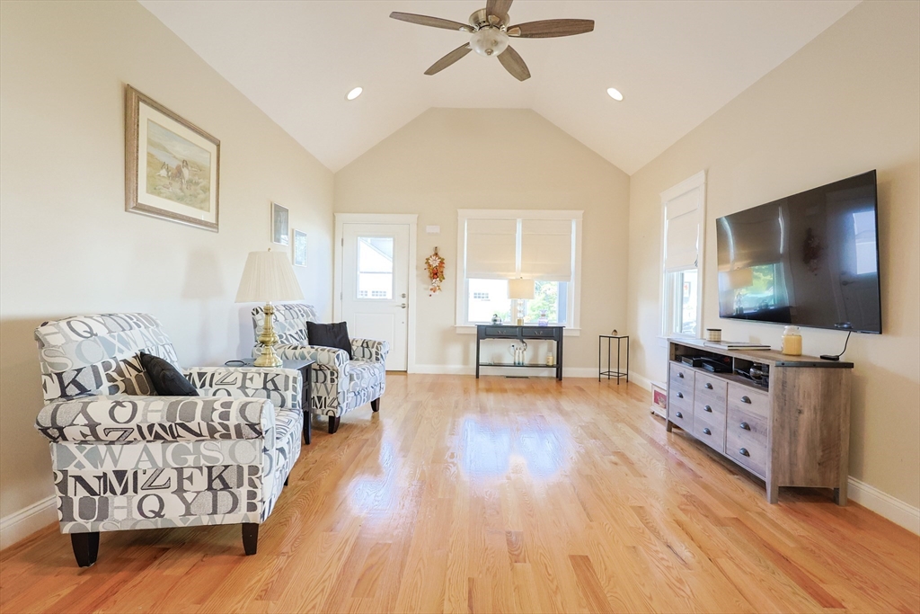 47 Compass Point Dr 47