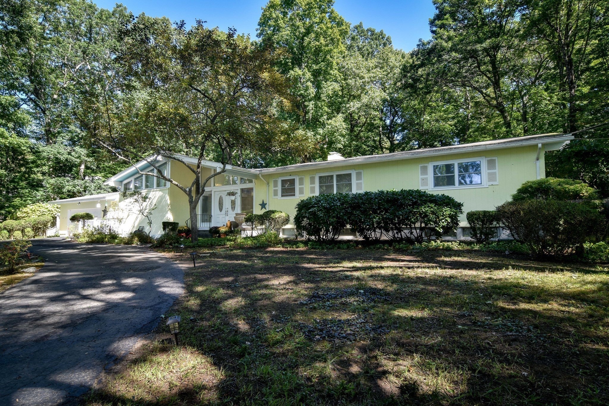9 Raleigh Rd, Dover, MA, 9 Raleigh Rd, Dover, MA Photo #1
