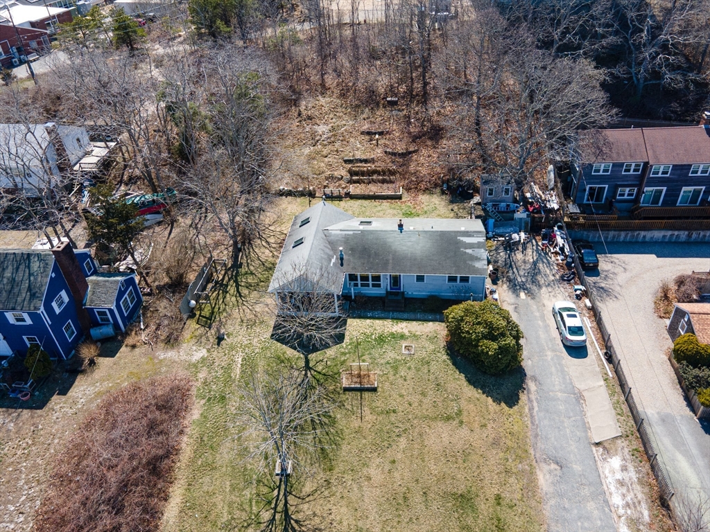 32 Winslow Street