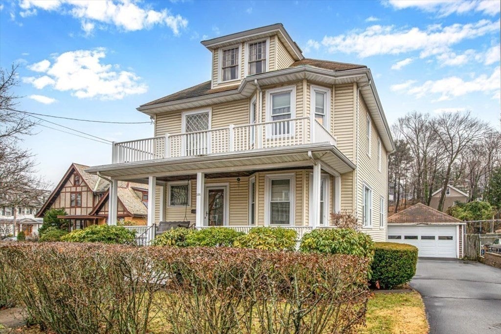Photo of 308 Beale St, Quincy, MA