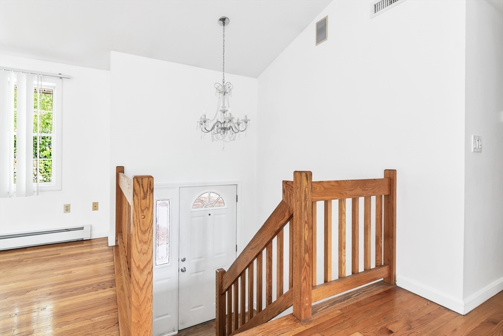 156 Mount Vernon St