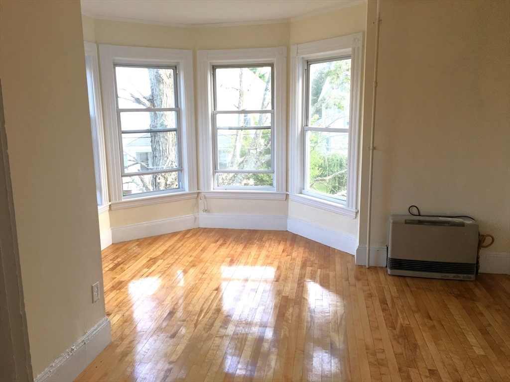 2 Academy Ave, Haverhill, MA Photo #10
