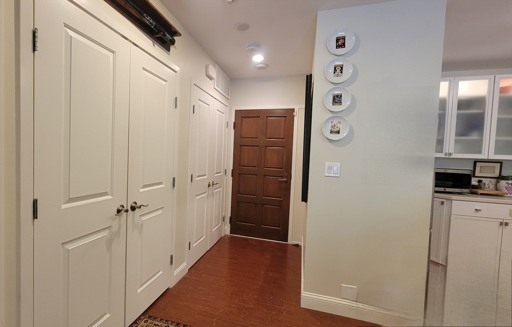 Newton, Massachusetts 02459, United States, 1 Bedroom Bedrooms, ,1 BathroomBathrooms,Residential,Active,122469