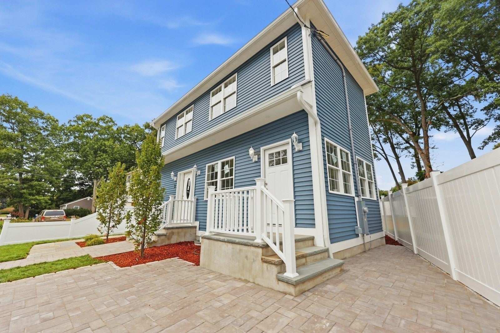 3 Colonial Road