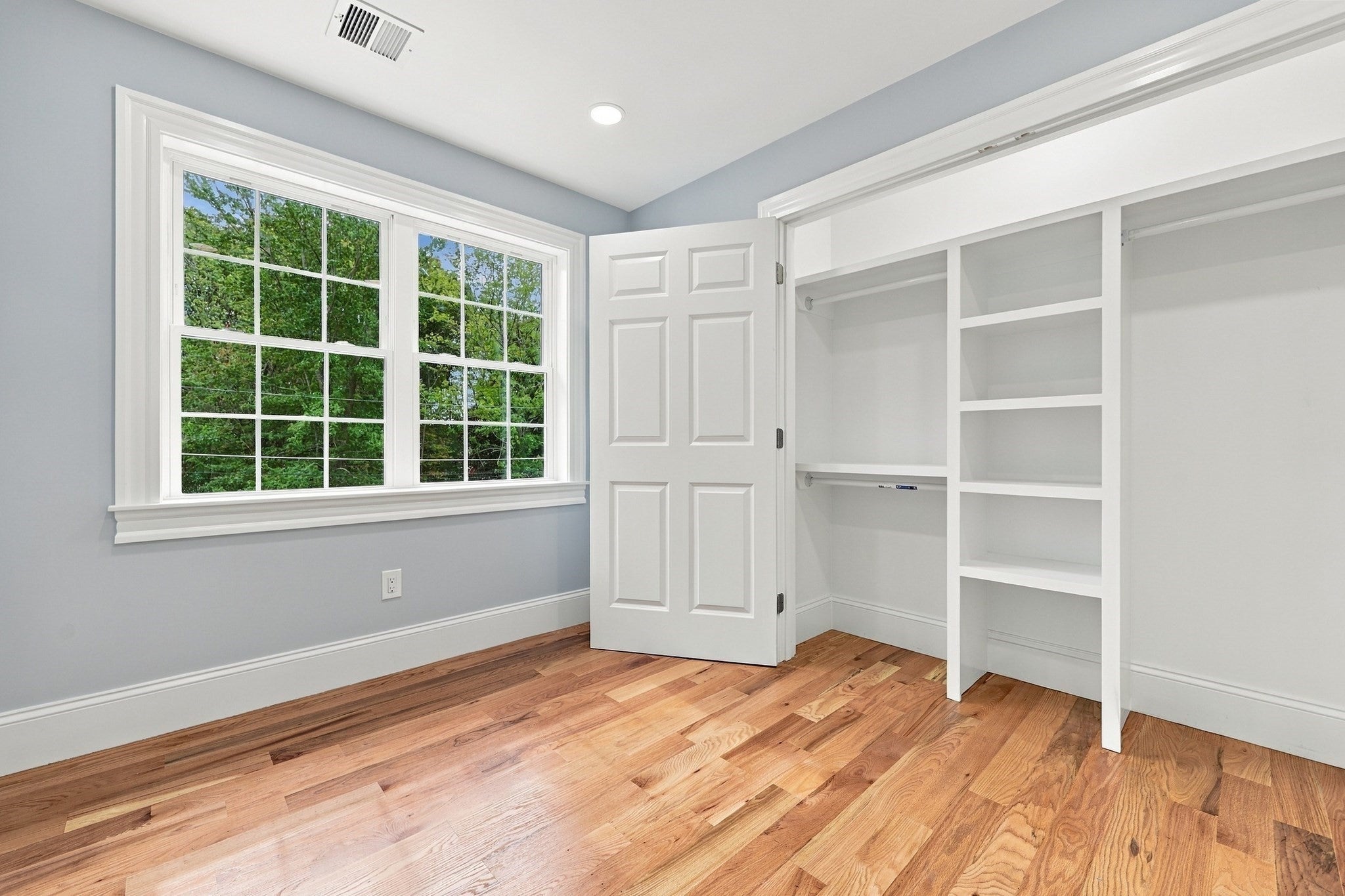 3 Colonial Road, Milford, MA Photo #23