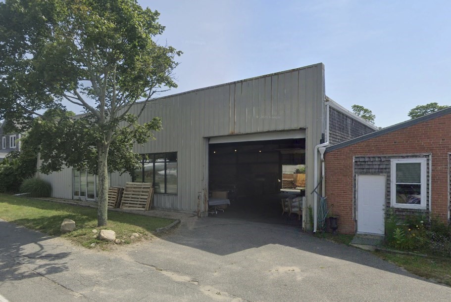 429 Shore Rd