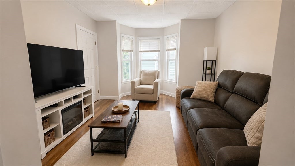101 Boston Ave #2, Medford, MA Photo #4