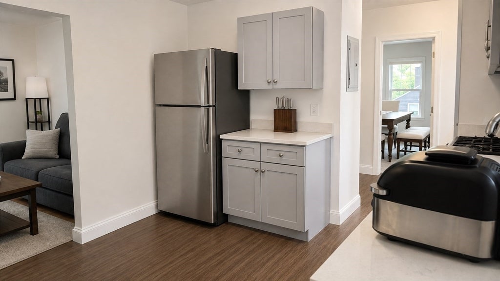 101 Boston Ave #2, Medford, MA Photo #2