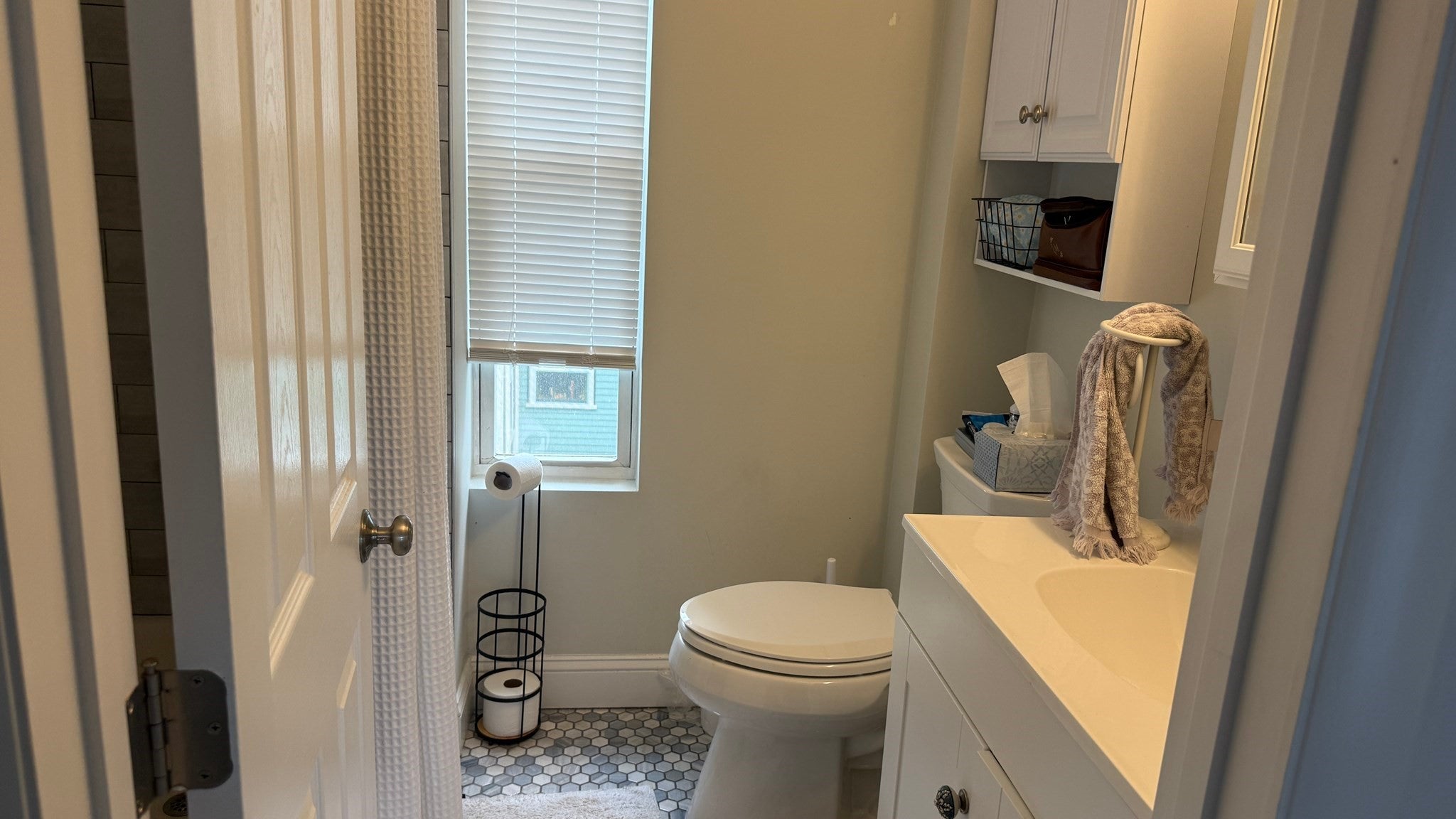 101 Boston Ave #2, Medford, MA, 101 Boston Ave #2, Medford, MA Photo #9