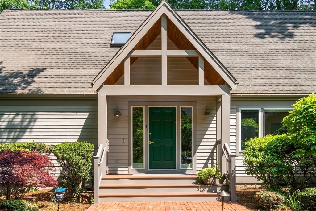 16 Livermore Lane 16