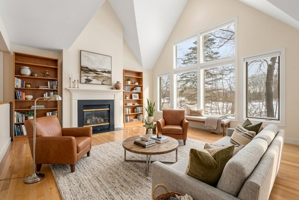 16 Livermore Lane 16