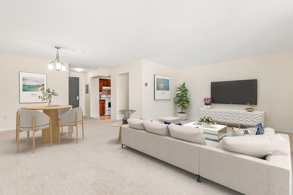50 Longwood Ave 611