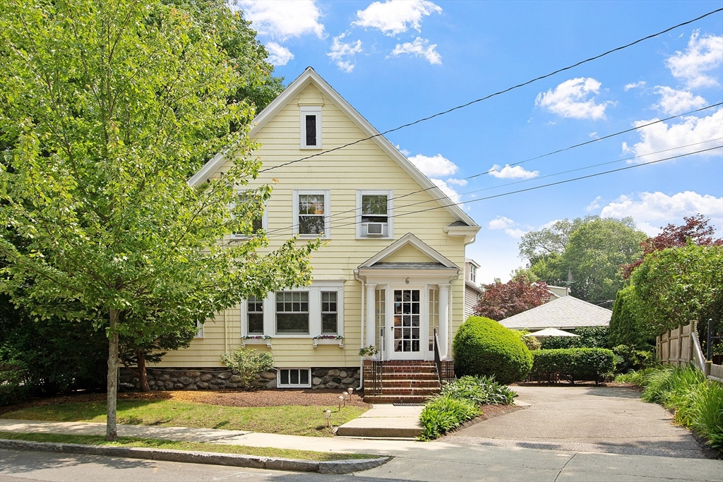 6 Mystic Lake Dr