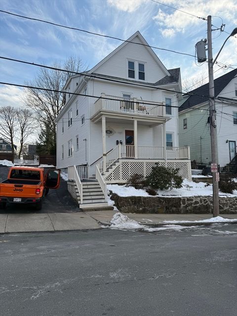 15 Acorn St 1 Malden MA 02148
