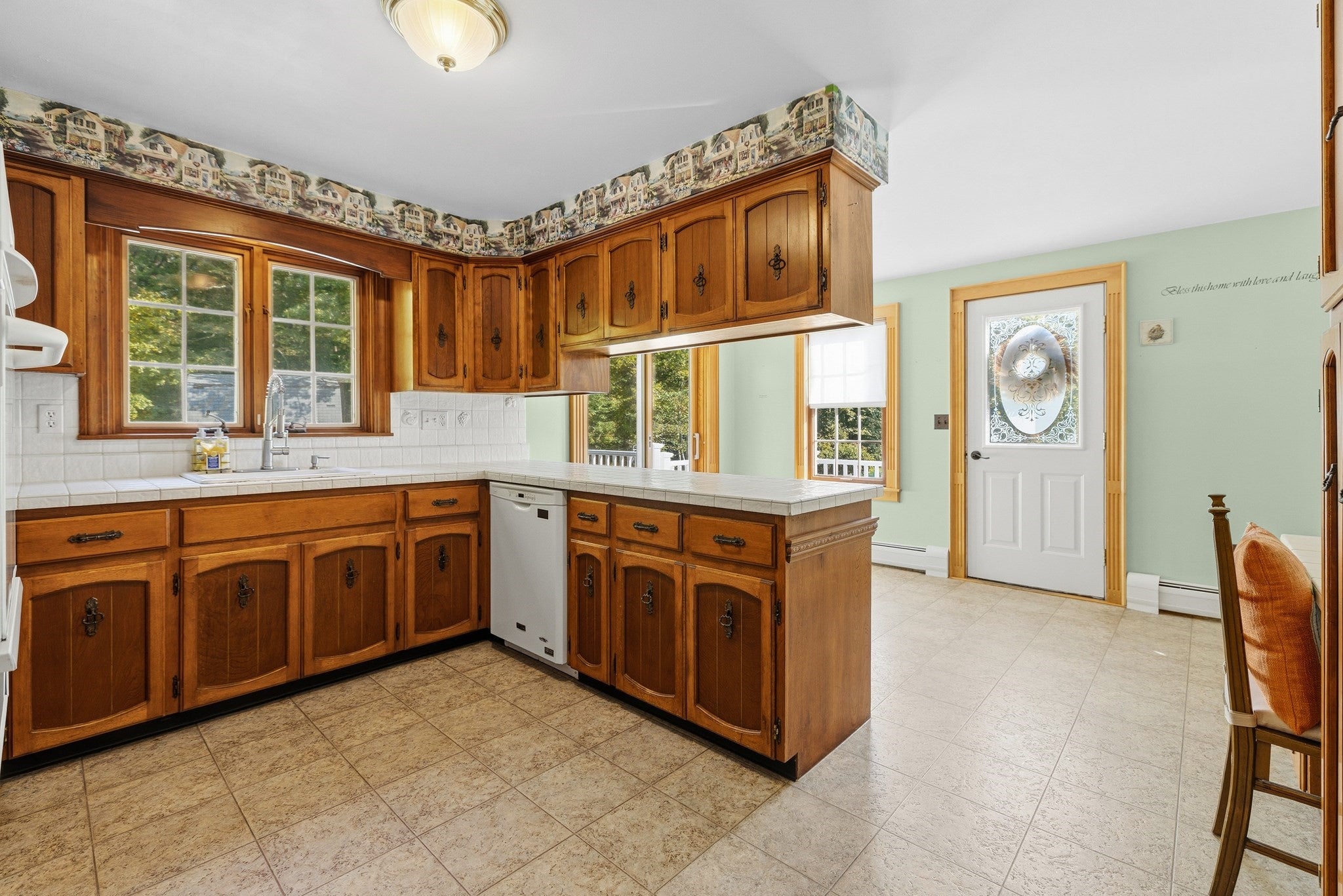 86 Delmage Rd, Swansea, MA, 86 Delmage Rd, Swansea, MA Photo #10