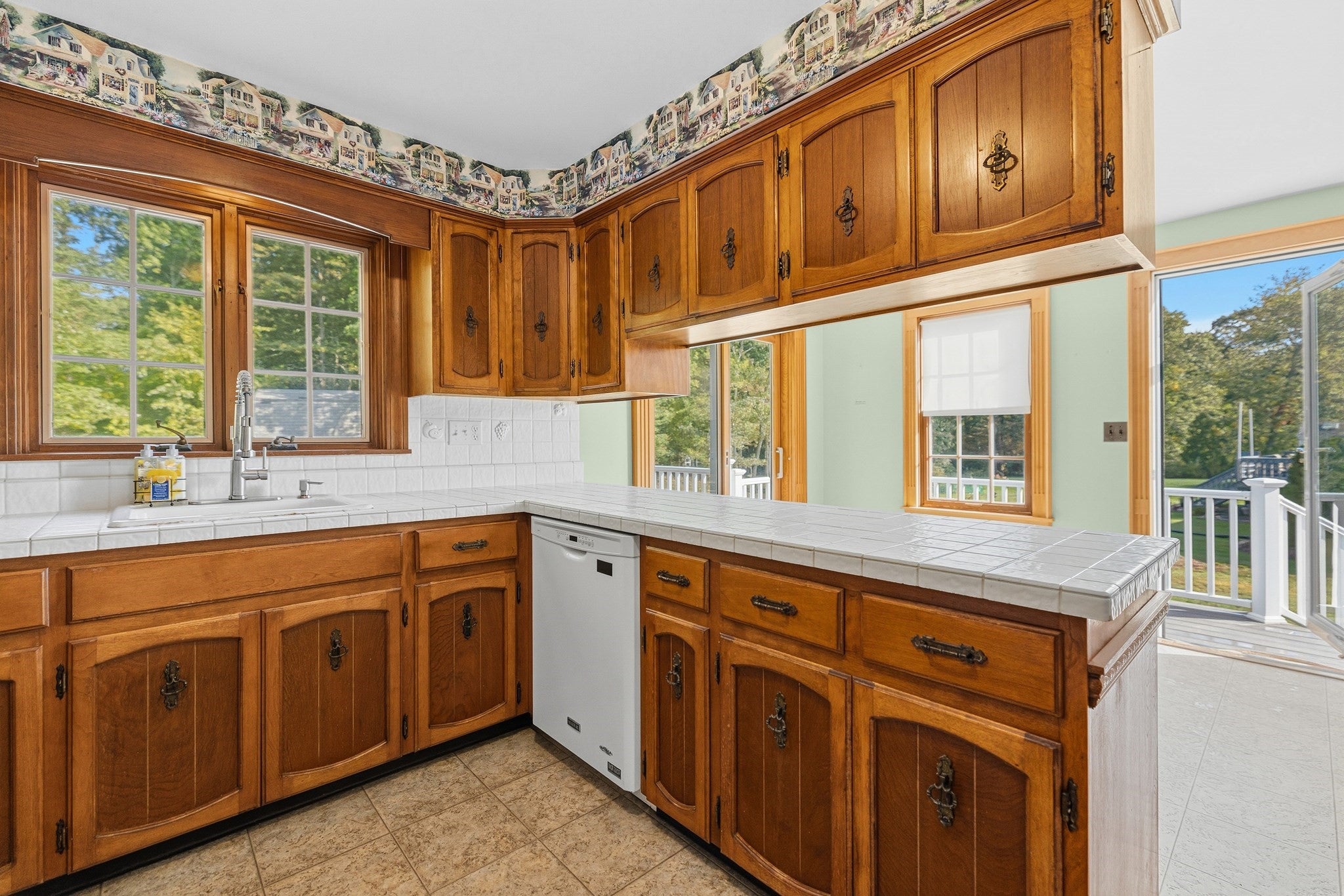 86 Delmage Rd, Swansea, MA, 86 Delmage Rd, Swansea, MA Photo #6