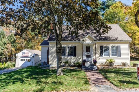 14 Baker Lane Templeton MA 01468