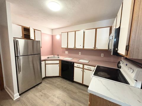 Photo of 401 Highland Ave #1LF, Malden, MA 02148 (MLS # 73486815)