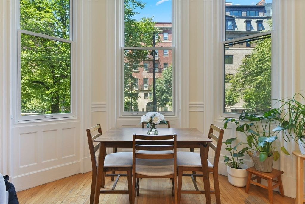 279 Beacon St 1