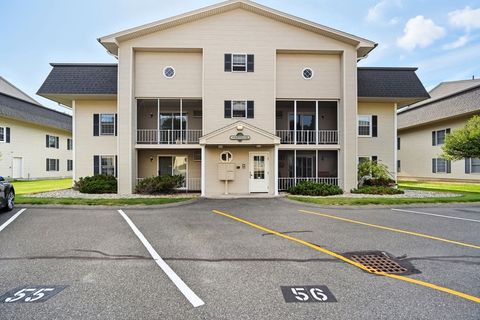 41 W Summit St 54 South Hadley MA 01075