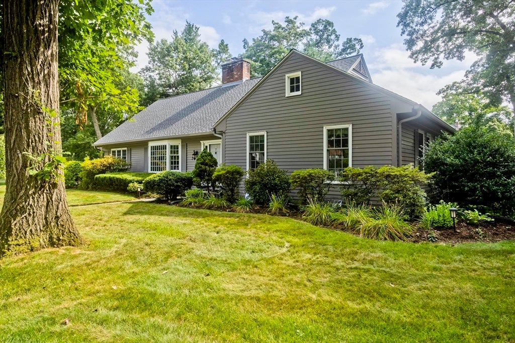 7 Woodland Rd, Westfield, MA, 7 Woodland Rd, Westfield, MA Photo #3