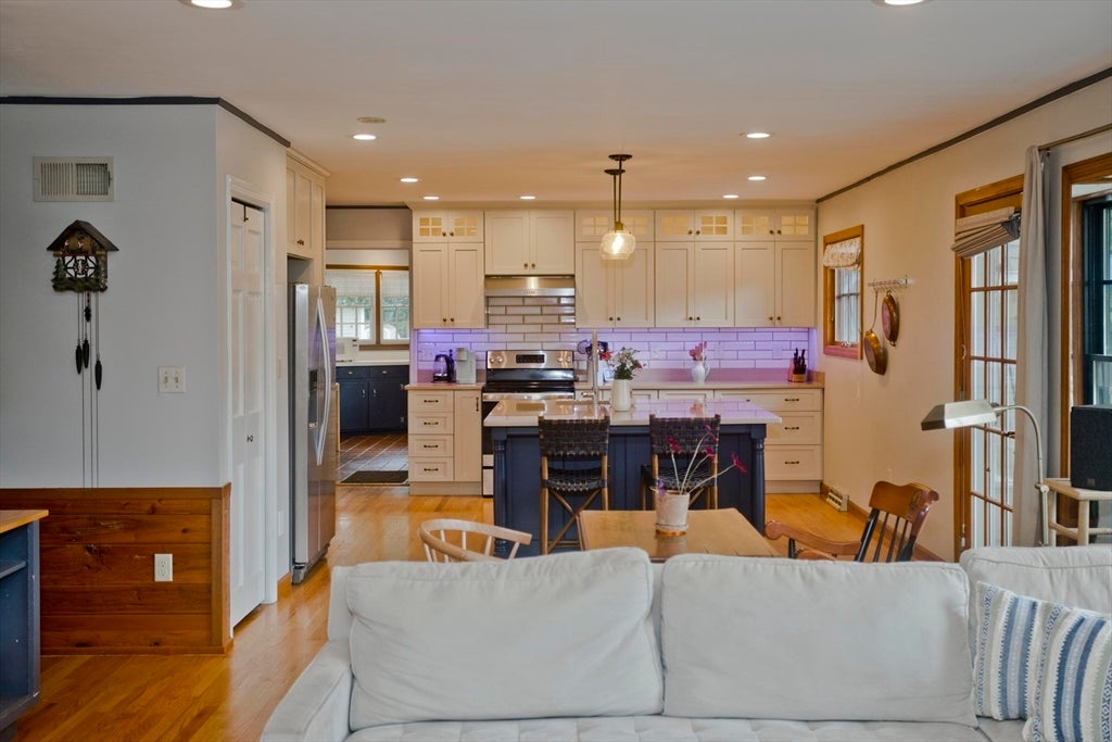 7 Woodland Rd, Westfield, MA, 7 Woodland Rd, Westfield, MA Photo #12