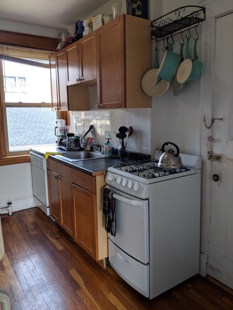Photo of 97 Hancock St #8, Cambridge, MA 02139 (MLS # 73493009)