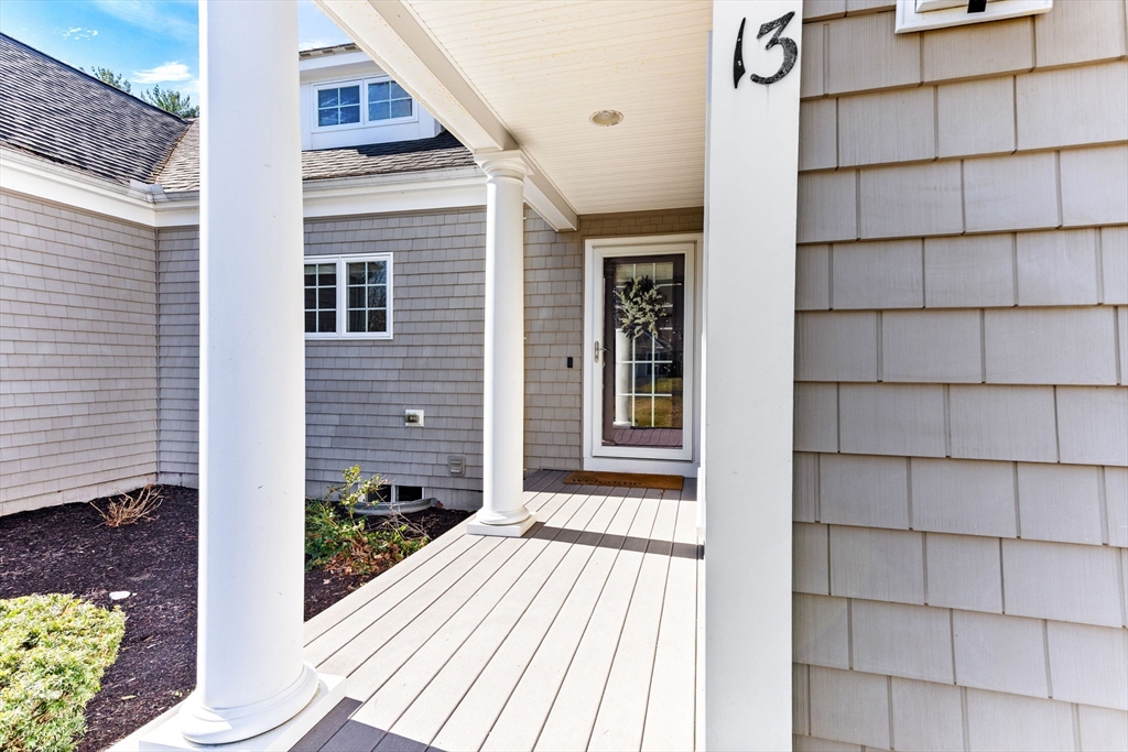 13 Meadowlark Dr 13