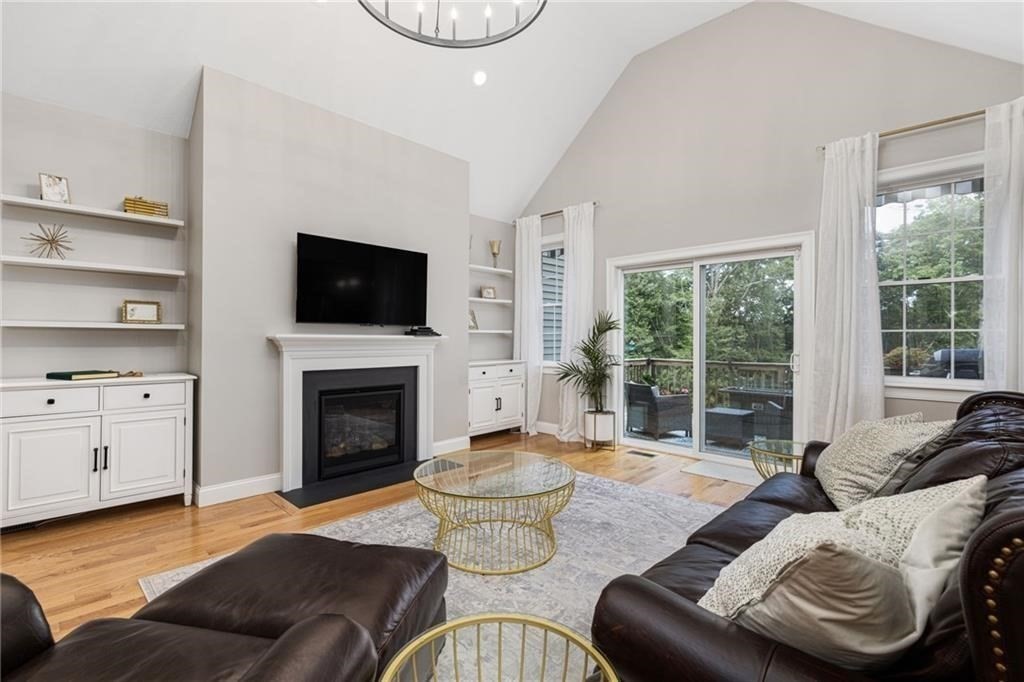 52 Pine Swamp Rd