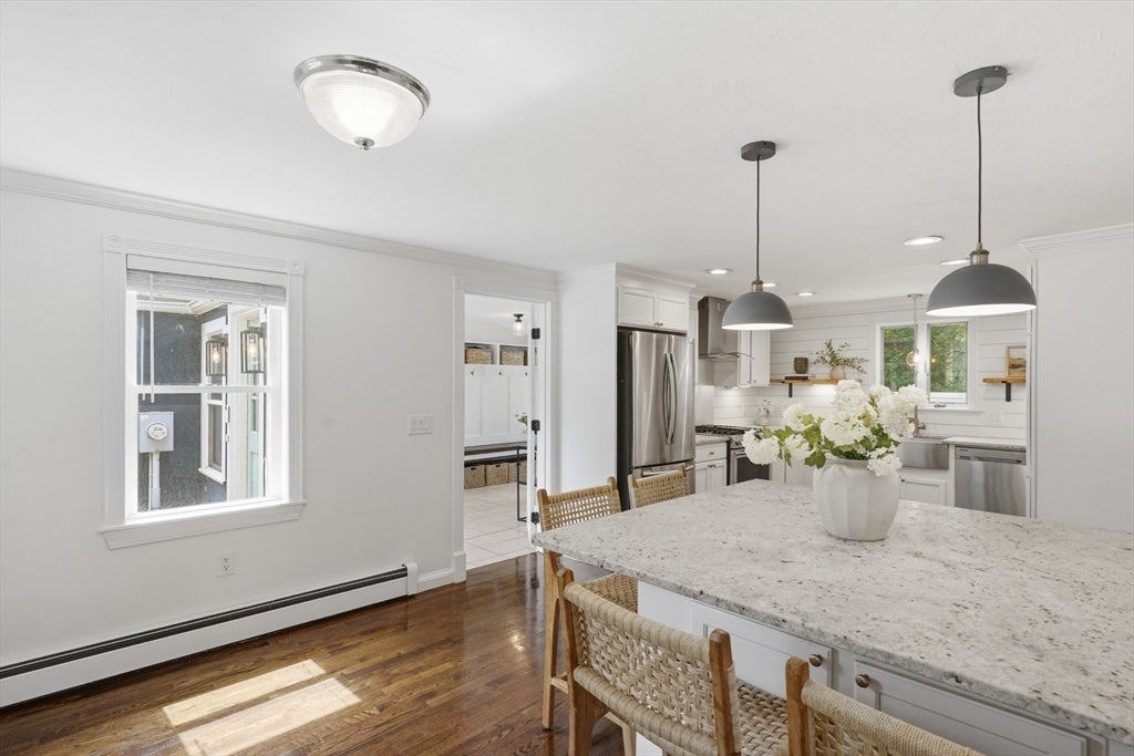 16 Lincoln Ave, Plainville, MA Photo #8