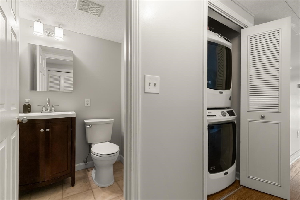 40 Main St #205, Stoneham, MA Photo #5