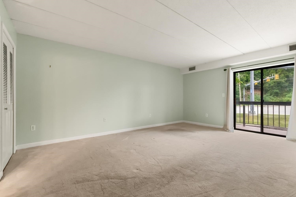 40 Main St #205, Stoneham, MA Photo #18