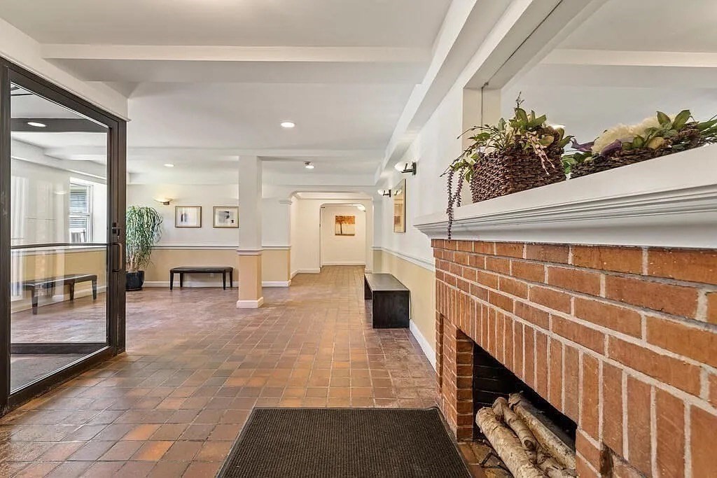 395 Broadway R5E