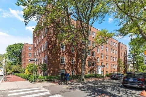 Photo of 395 Broadway #R5E, Cambridge, MA 02139 (MLS # 73515677)