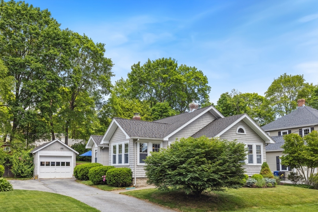 14 Fairview Avenue