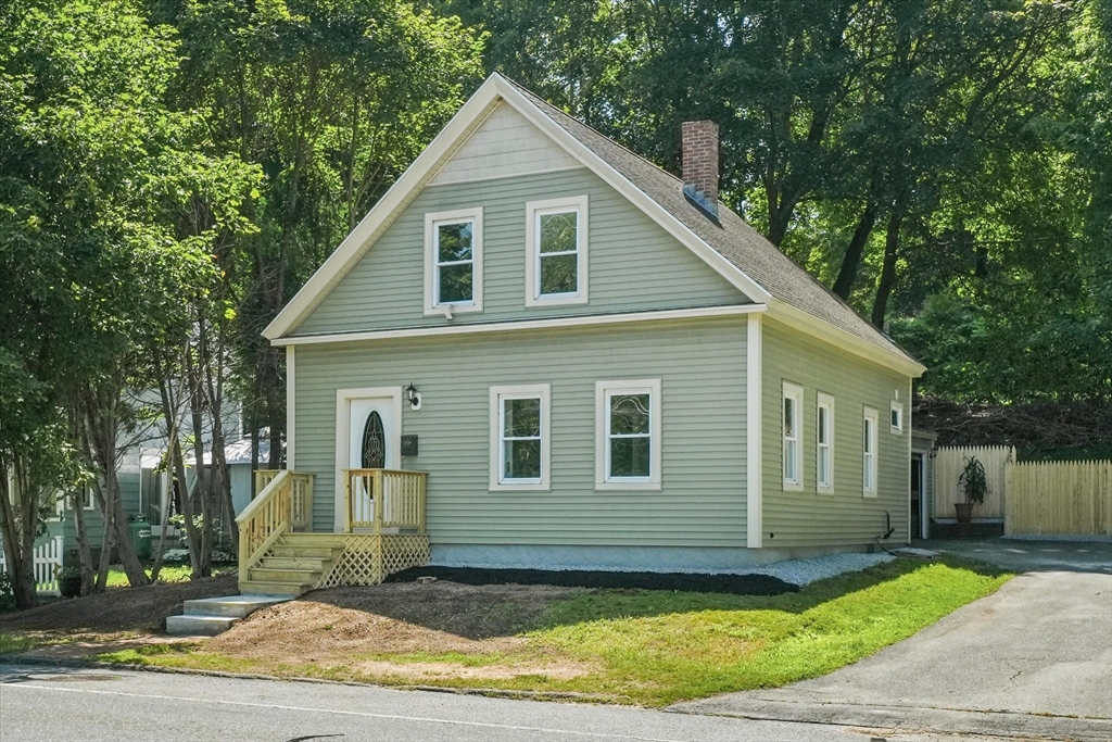 149 E Broadway