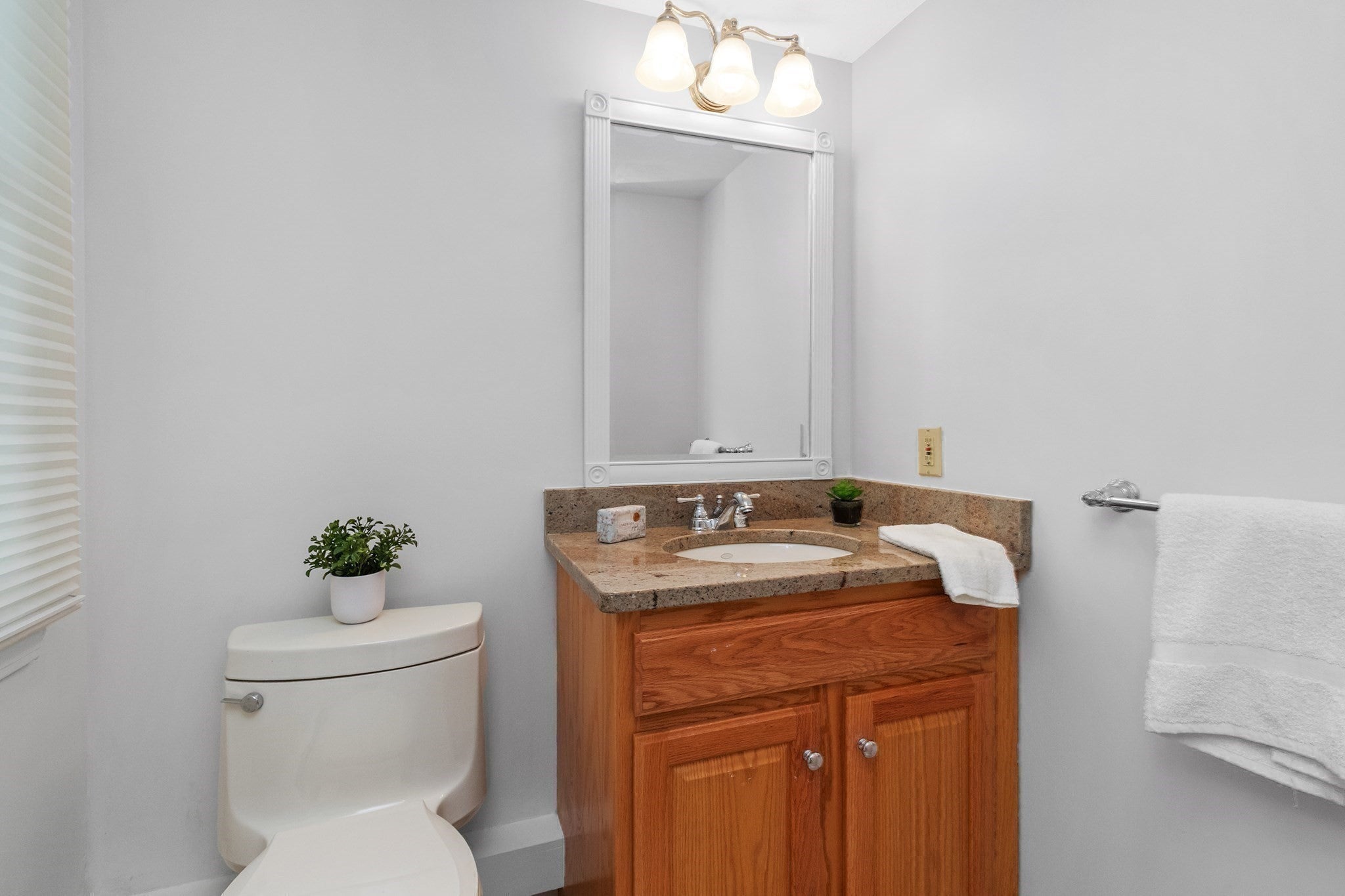 20 Village Cir, Lexington, MA, 20 Village Cir, Lexington, MA Photo #20