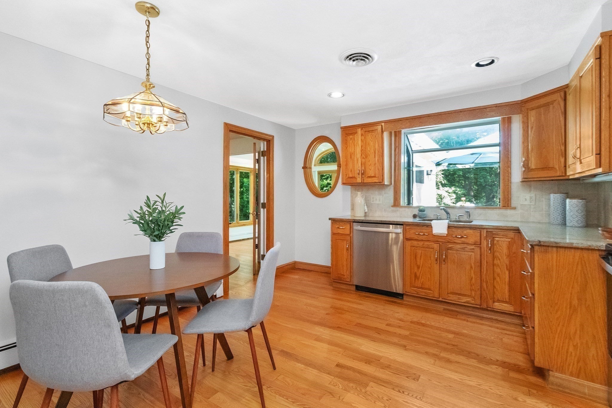 20 Village Cir, Lexington, MA, 20 Village Cir, Lexington, MA Photo #9