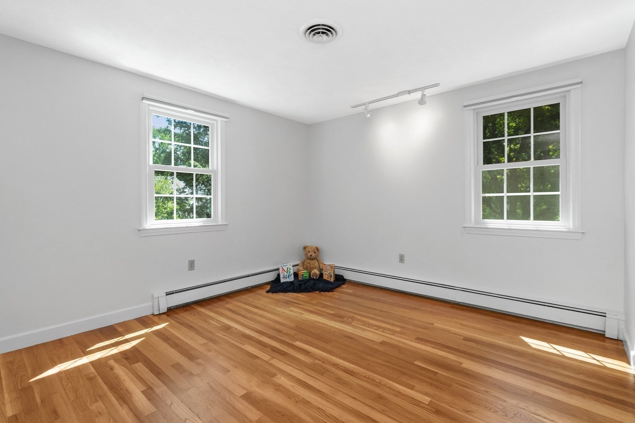 20 Village Cir, Lexington, MA, 20 Village Cir, Lexington, MA Photo #14