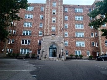 Photo of 195 Thomas Burgin Pkwy, Quincy, MA