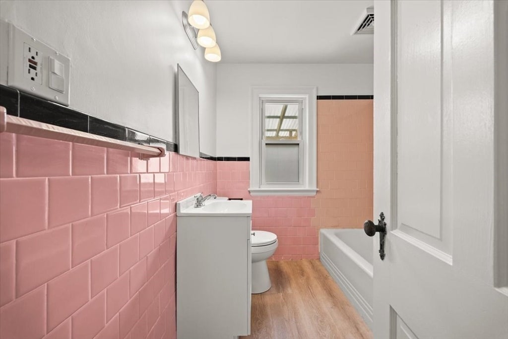 9 Billings St, Boston, MA, 9 Billings St, Boston, MA Photo #25