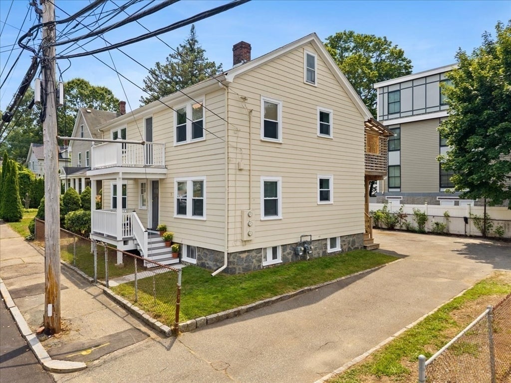 9 Billings St