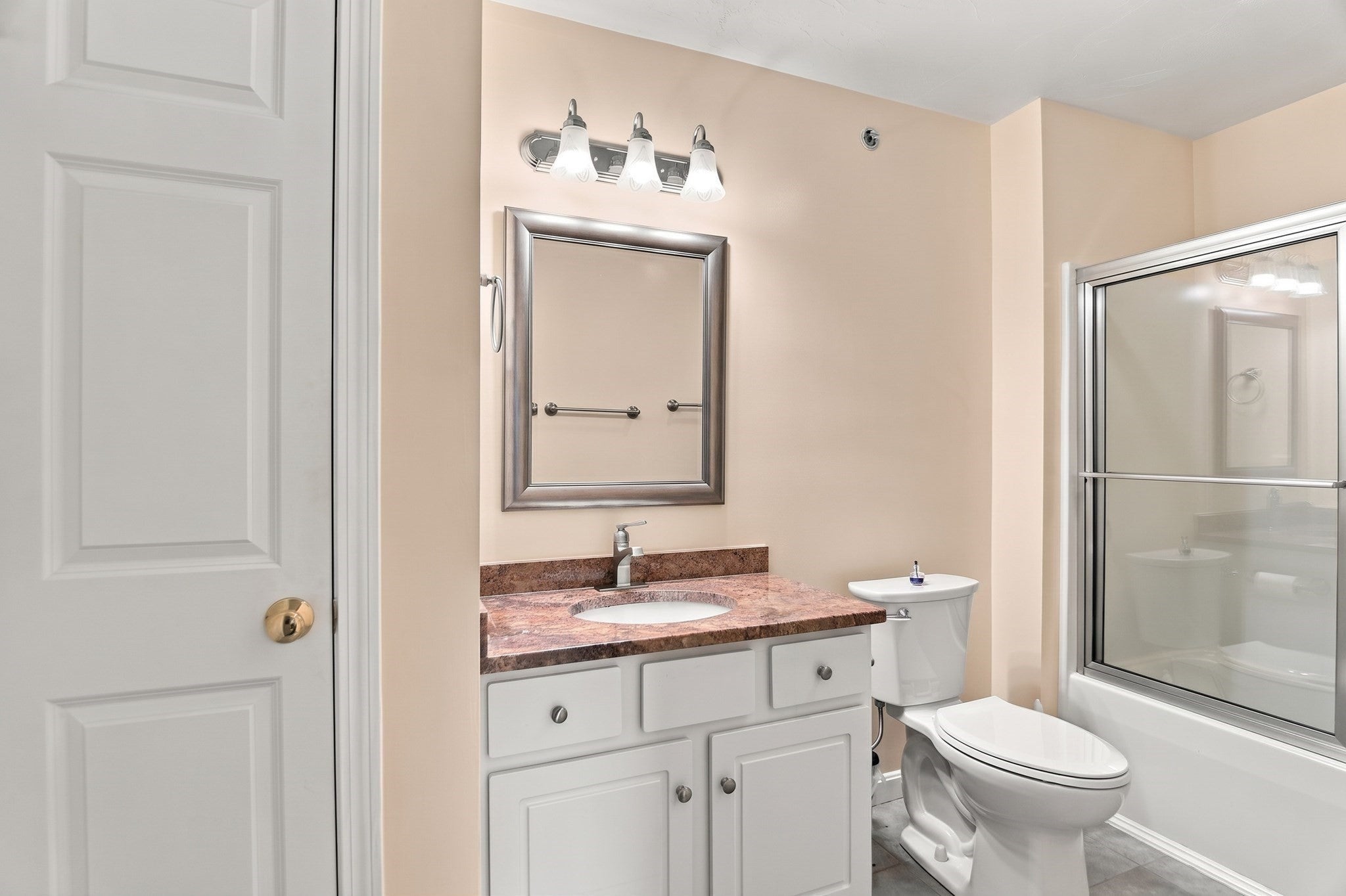 111 Regency Ln #111, Abington, MA, 111 Regency Ln #111, Abington, MA Photo #14